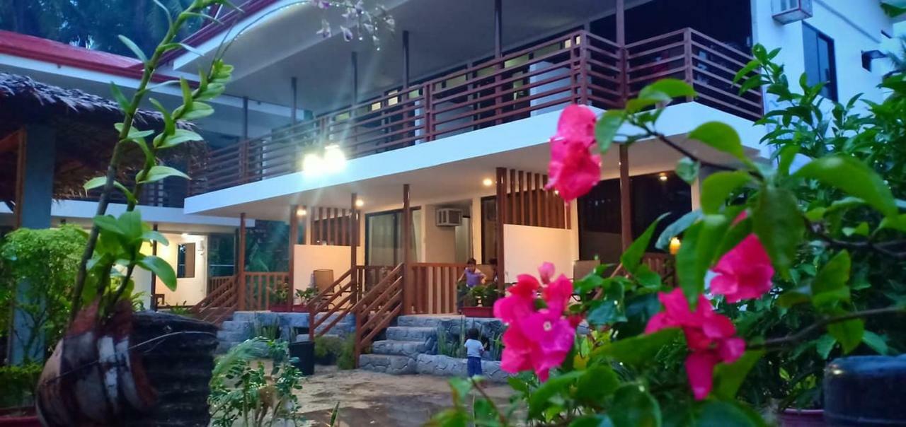 Soeliana Resort General Luna  Exterior photo